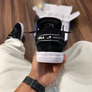 Tênis tesla Coil black refletivo