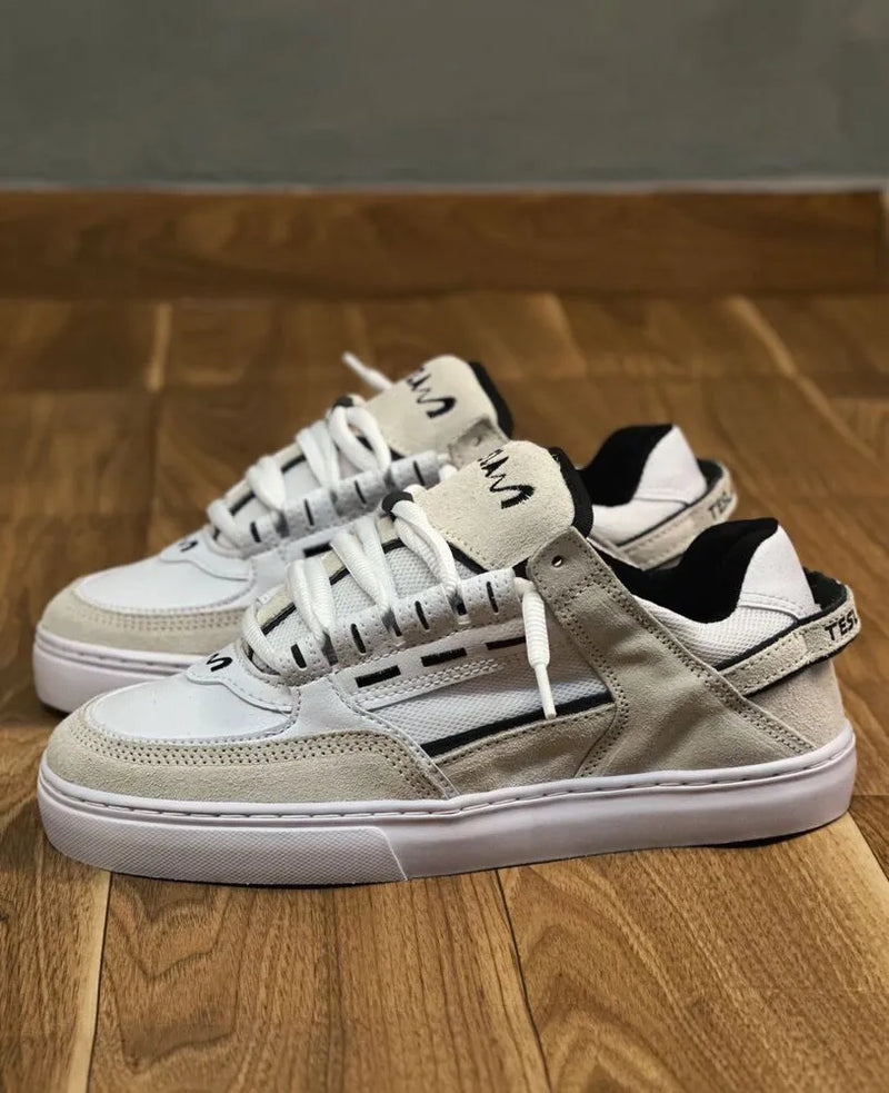 Tênis tesla coil off white furtacor